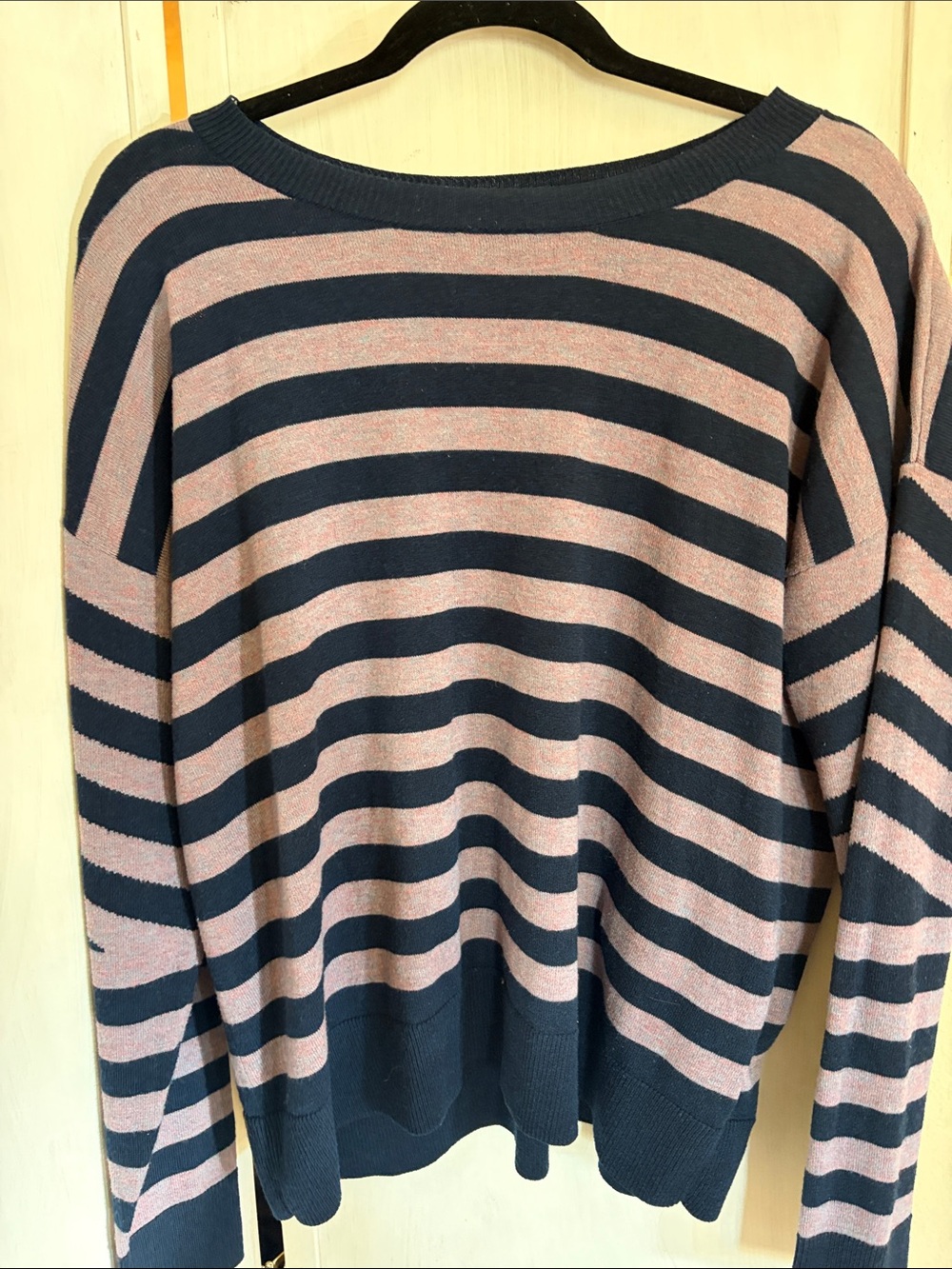 Women’s Smartwool Women's Navy and purple Striped Crewneck Sweater sz L